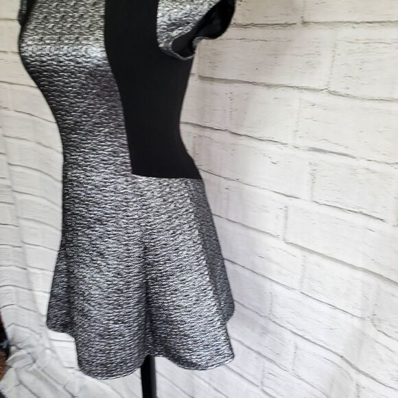 Slate & Willow Fiona dress fit and flare size 2 - Picture 5 of 12